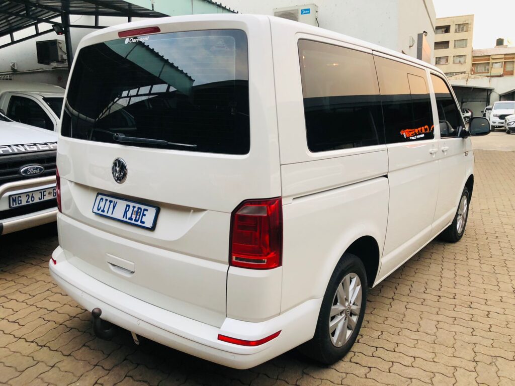 VOLKSWAGEN KOMBI