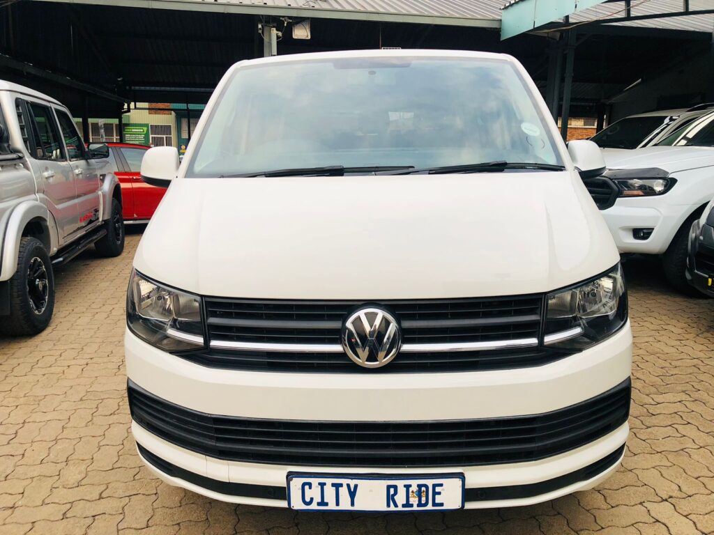 VOLKSWAGEN KOMBI