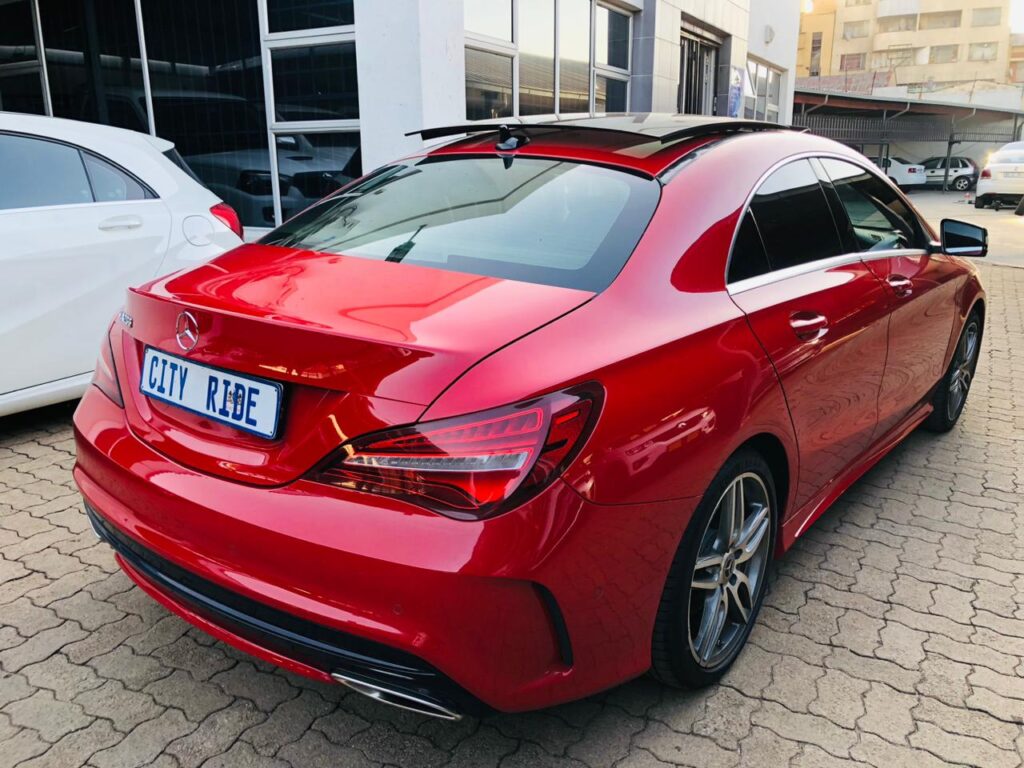 Mercedes Benz CLA200