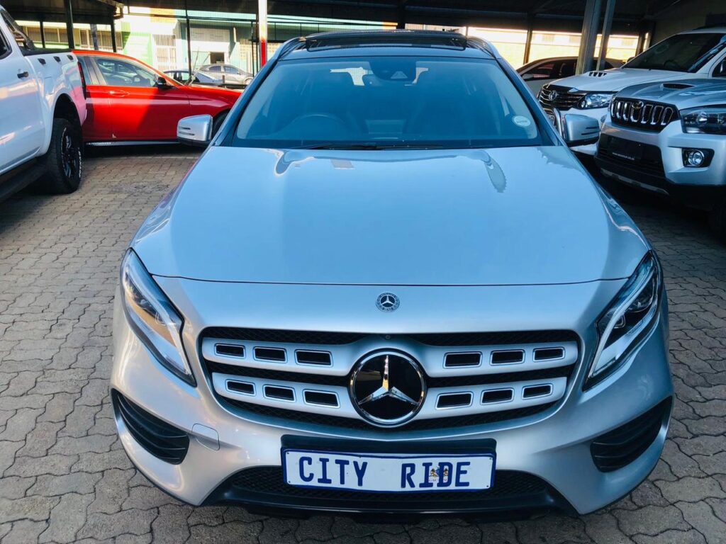 Mercedes Benz Gla200