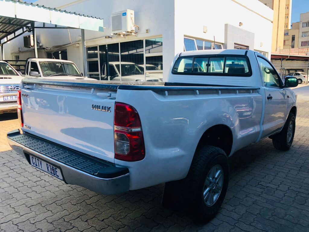 Toyota Hilux Single Cab