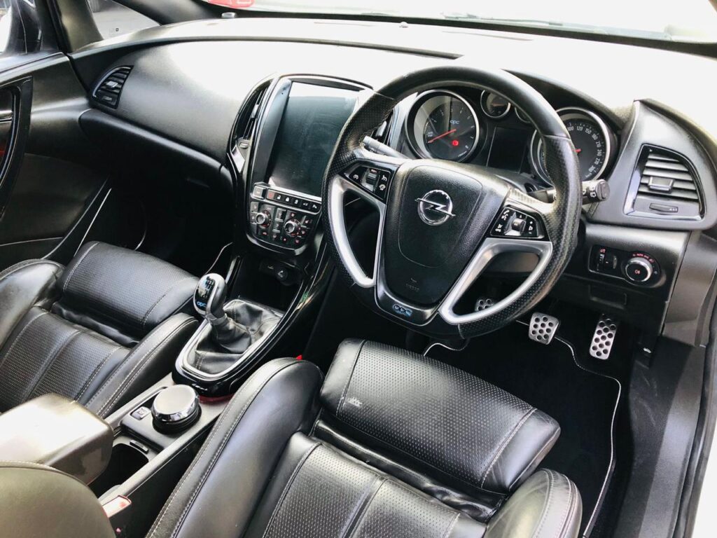 OPEL J OPC