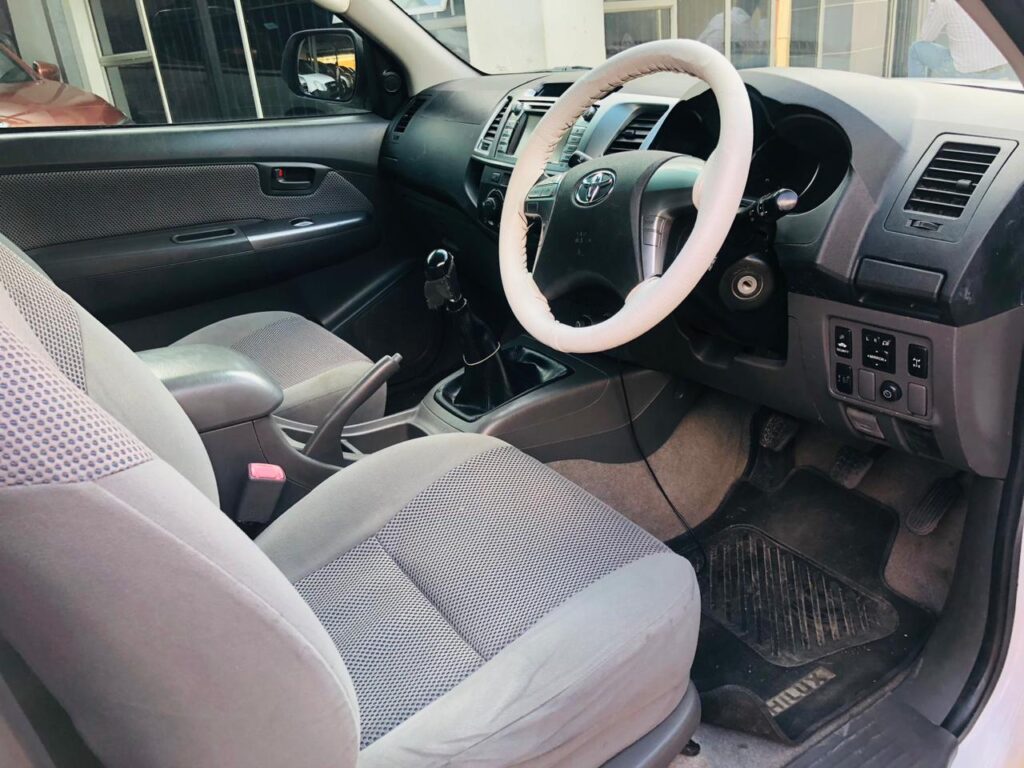 TOYOTA HILUX D4D Club Cab
