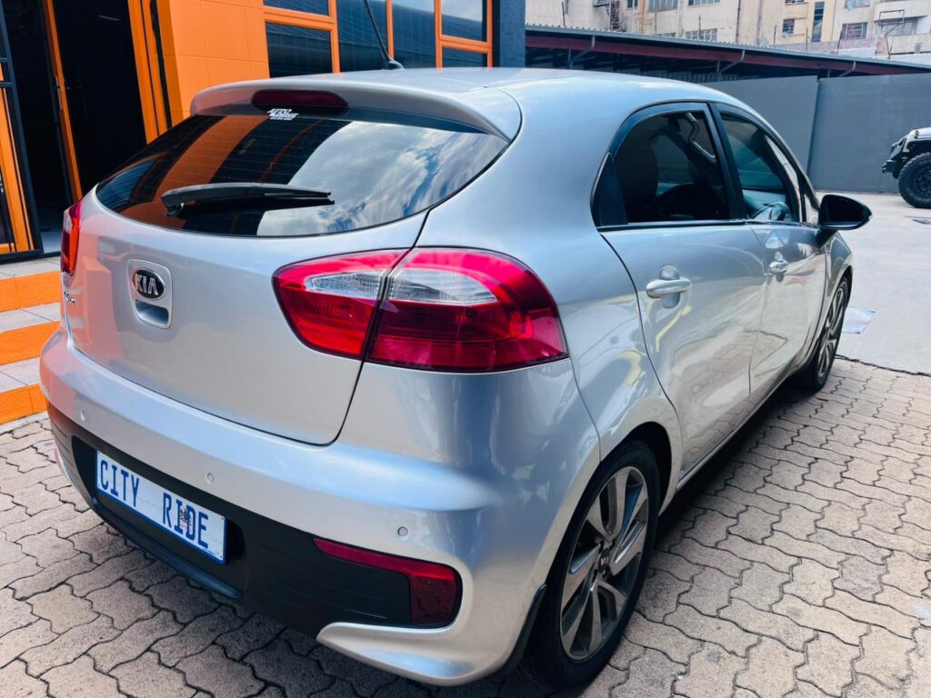 Kia Rio Tec Sunroof