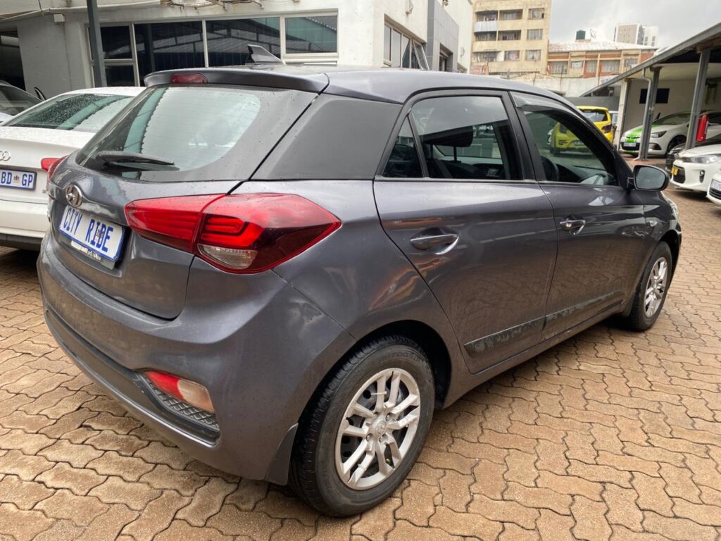 Hyundai i20