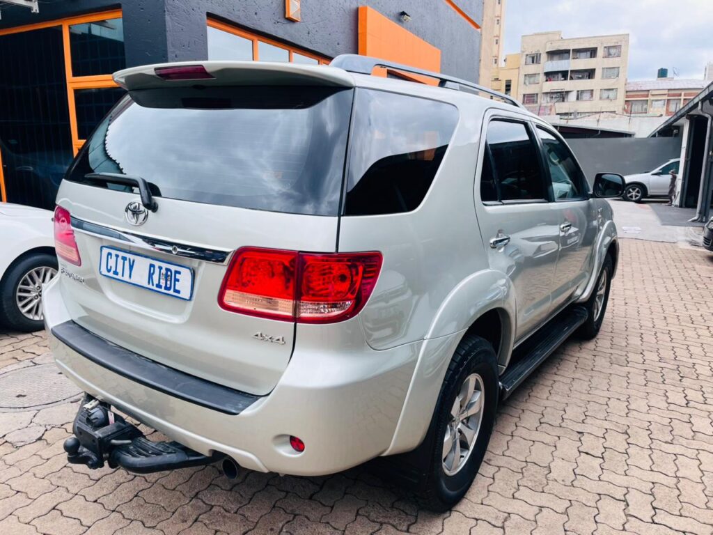 Toyota Fortuner D4D