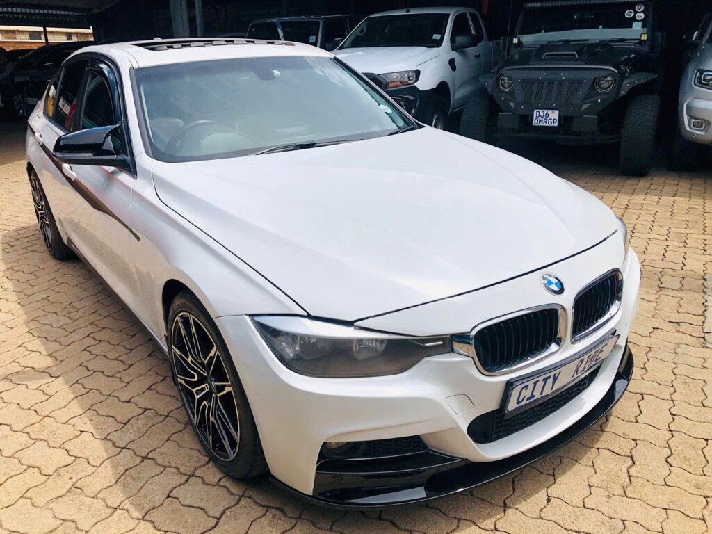 BMW 320i